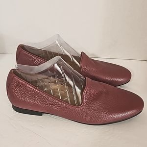 Pebbeled leather Vionic Loafers slip on shoes  NWOT htf 11